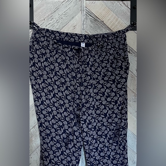 Wide leg floral spring pant in XXL Old Navy - Picture 2 of 4